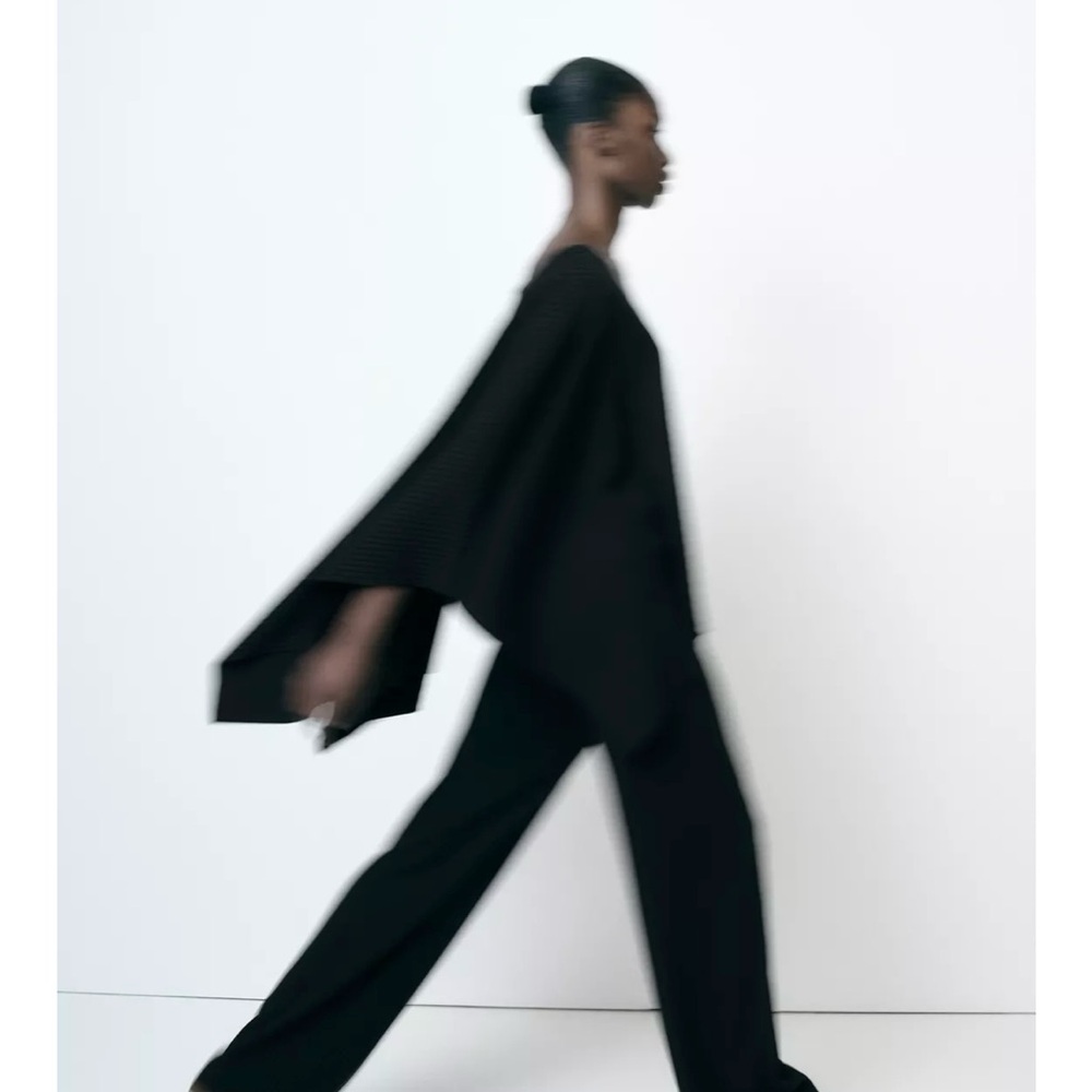 Zara Black Knit Cape Poncho and Pants SET black small